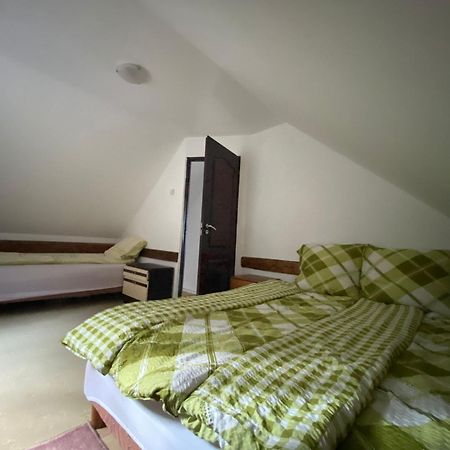 Csillag Kulcsoshaz Villa Георгени Екстериор снимка