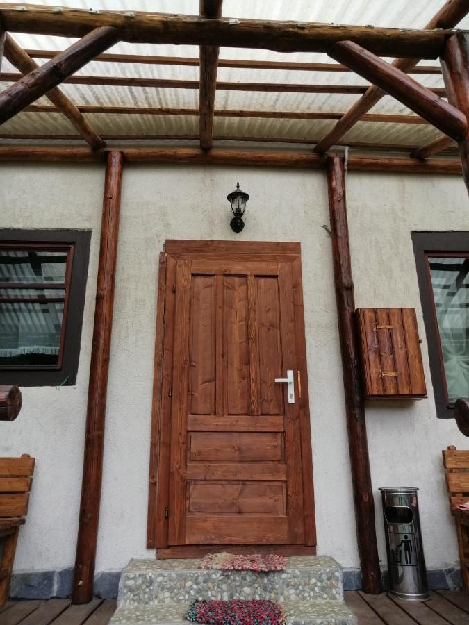 Csillag Kulcsoshaz Villa Георгени Екстериор снимка