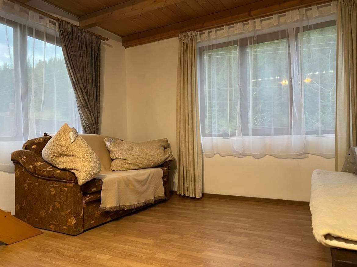 Csillag Kulcsoshaz Villa Георгени Екстериор снимка